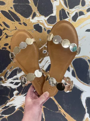 Acacia Sandal