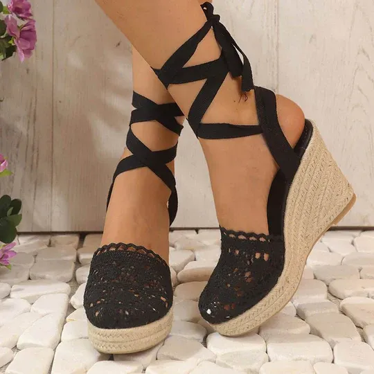 Breathable heels with thick soles