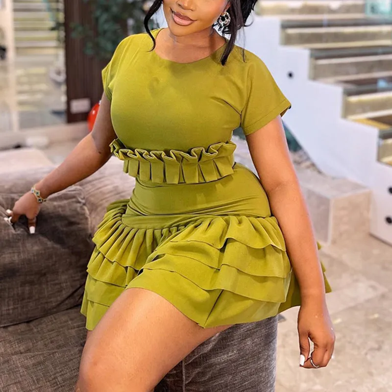 Chic Tiered Pleated Short Dress with Playful Ruffle Details