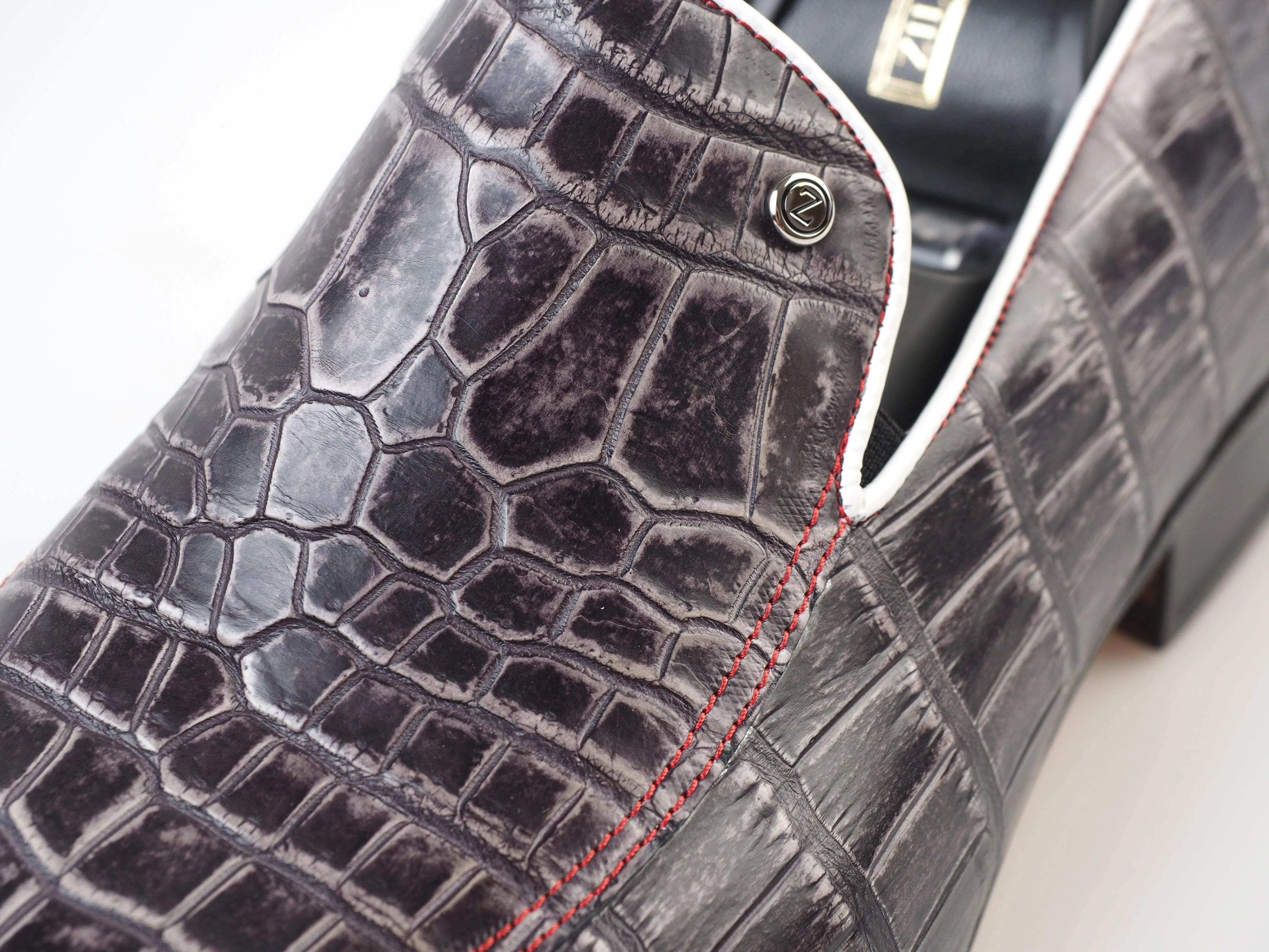 Classic crocodile Moccasin