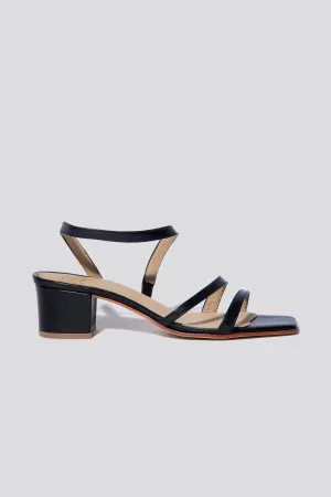 Delfina Sandal in Black