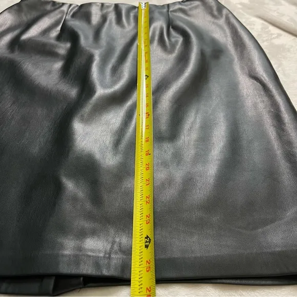 Eloquii/ Teal / Faux Leather Pencil Skirt / 18