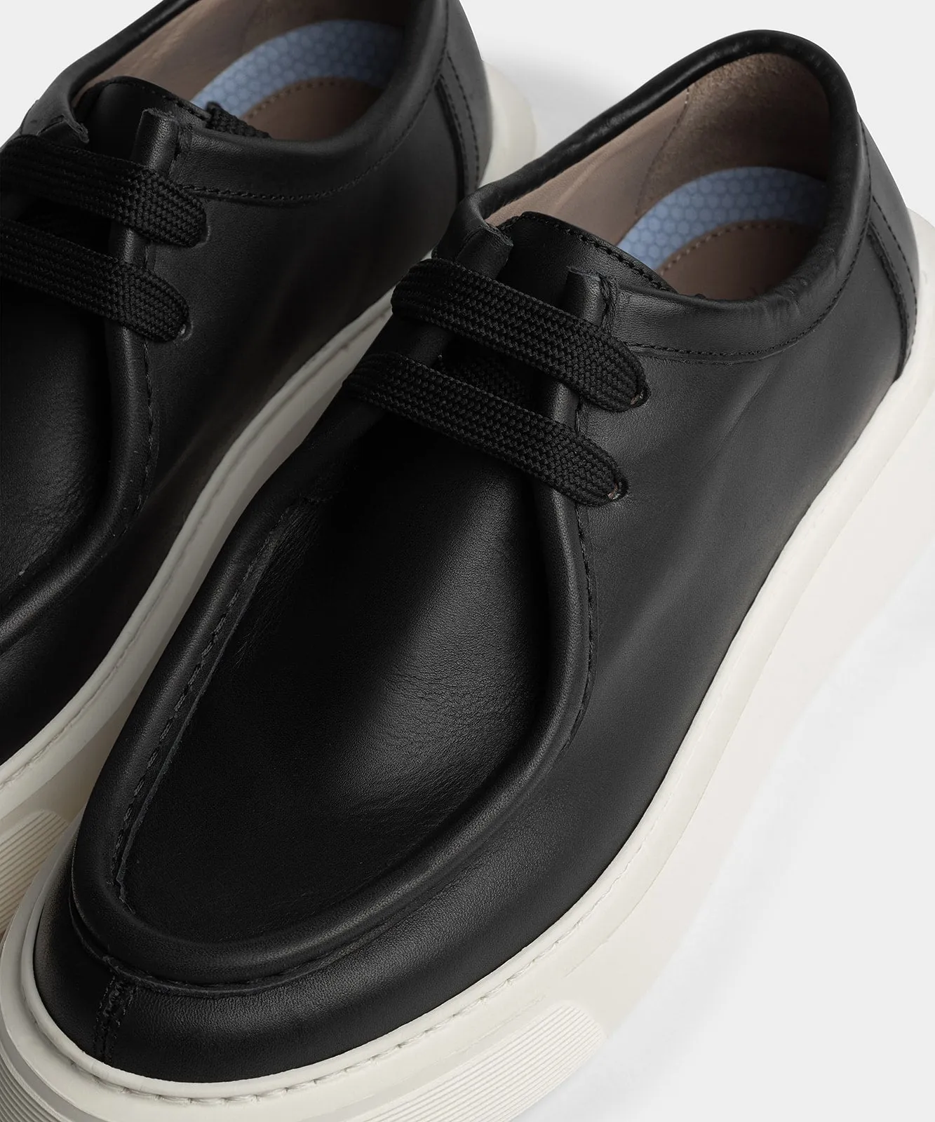 Fernabee Leather Black