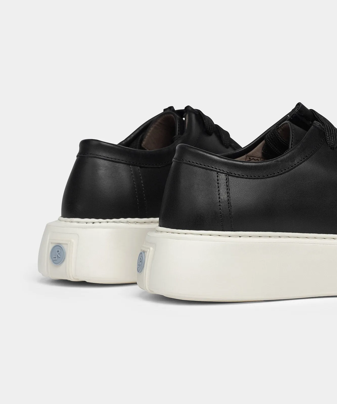 Fernabee Leather Black
