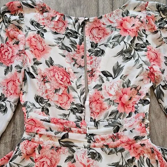 HELLO MOLLY Miami Love Dress Womens Size XS US 2 White Floral Flowy Tiered Mini