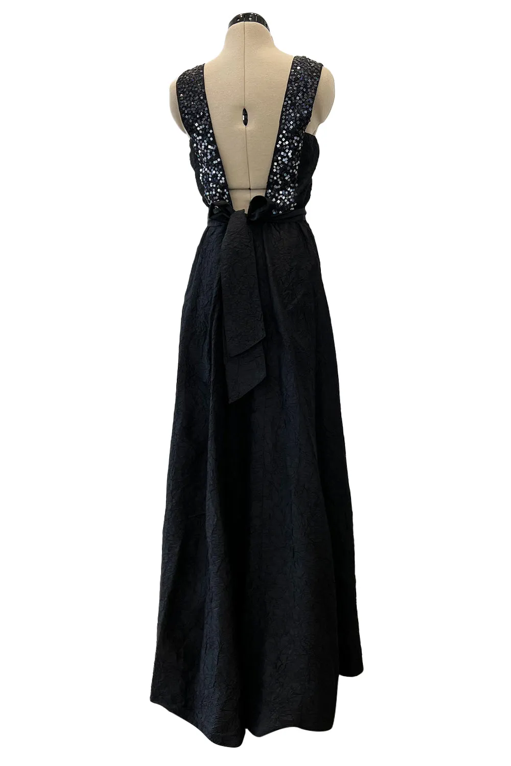 Incredible Cruise 2000 Chanel by Karl Lagerfeld Crinkle Textured Silk Dress w Sequin Detailing