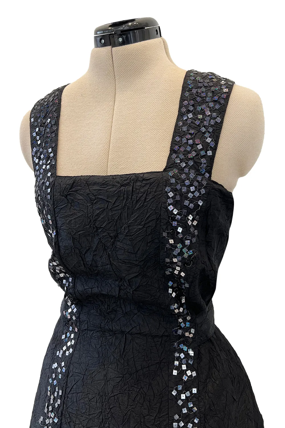 Incredible Cruise 2000 Chanel by Karl Lagerfeld Crinkle Textured Silk Dress w Sequin Detailing