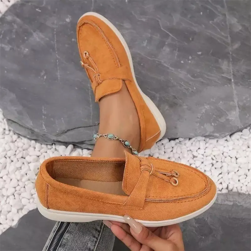 Ladies leather moccasins