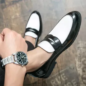 Ladies moccasin shoes