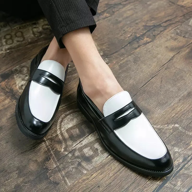 Ladies moccasin shoes