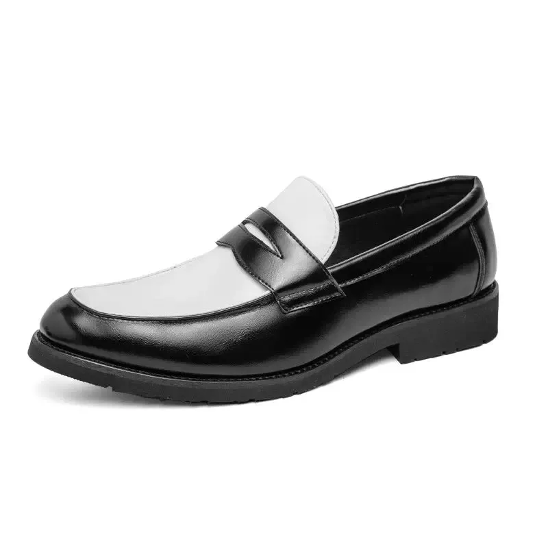Ladies moccasin shoes