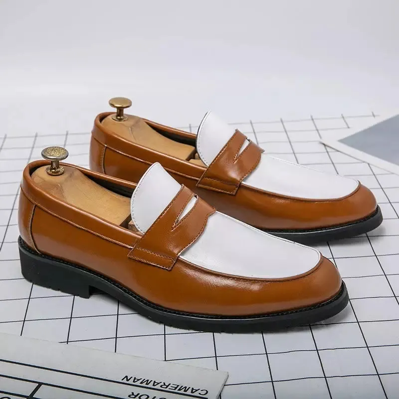 Ladies moccasin shoes