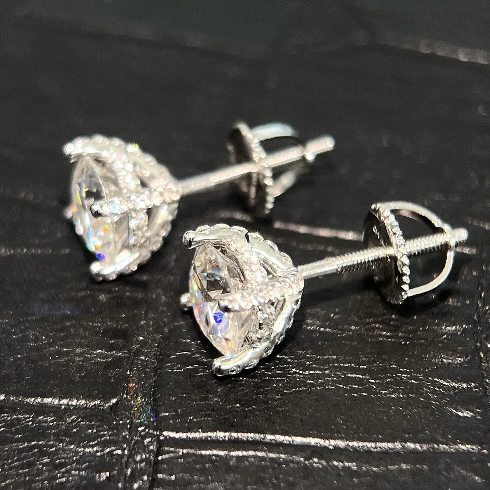 Luxury Edition VVS1 Certified Moissanite