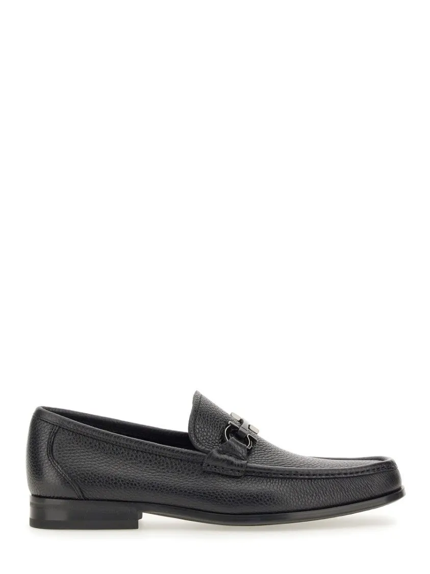Ornament Gancini Moccasin