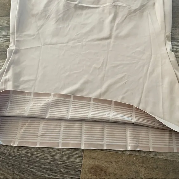 Ruby Ribbon Sleek Shape Tank fawn 42