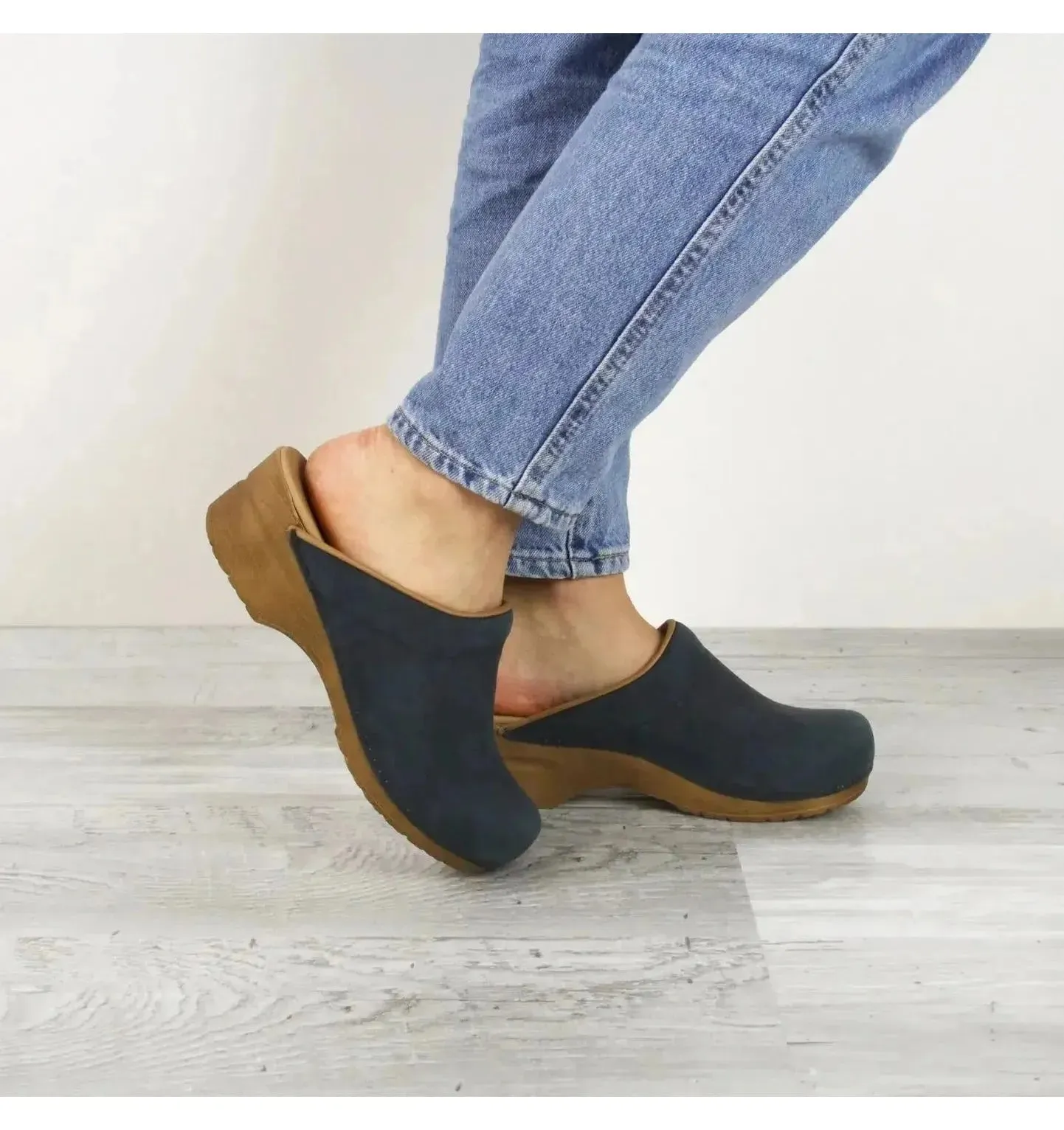 Sanita Ellis Women's Chef Clog