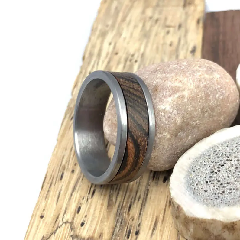 The Discoverer | Wooden Craft Ring