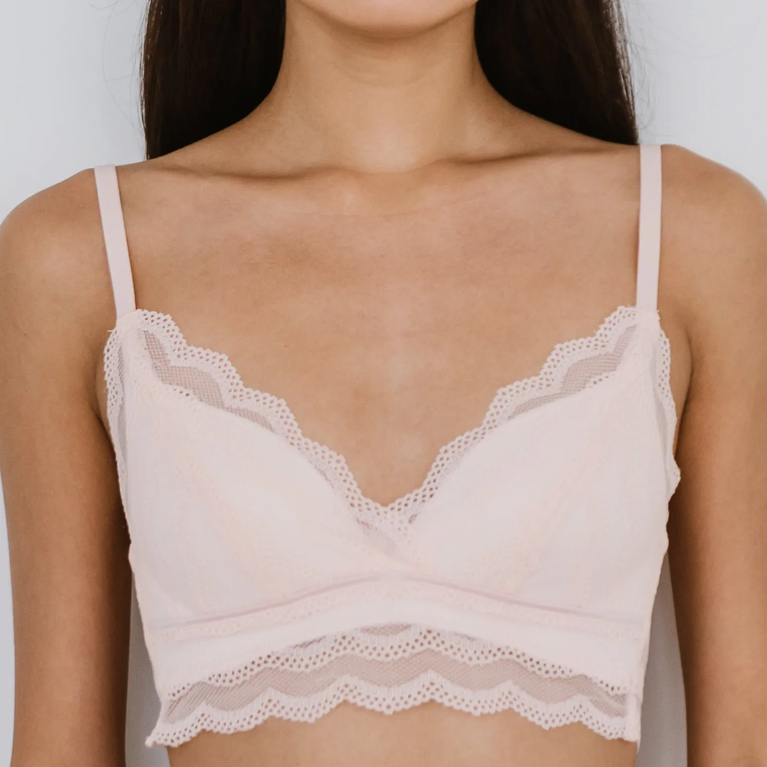The Sexy Back Lacey Bralette in Powder