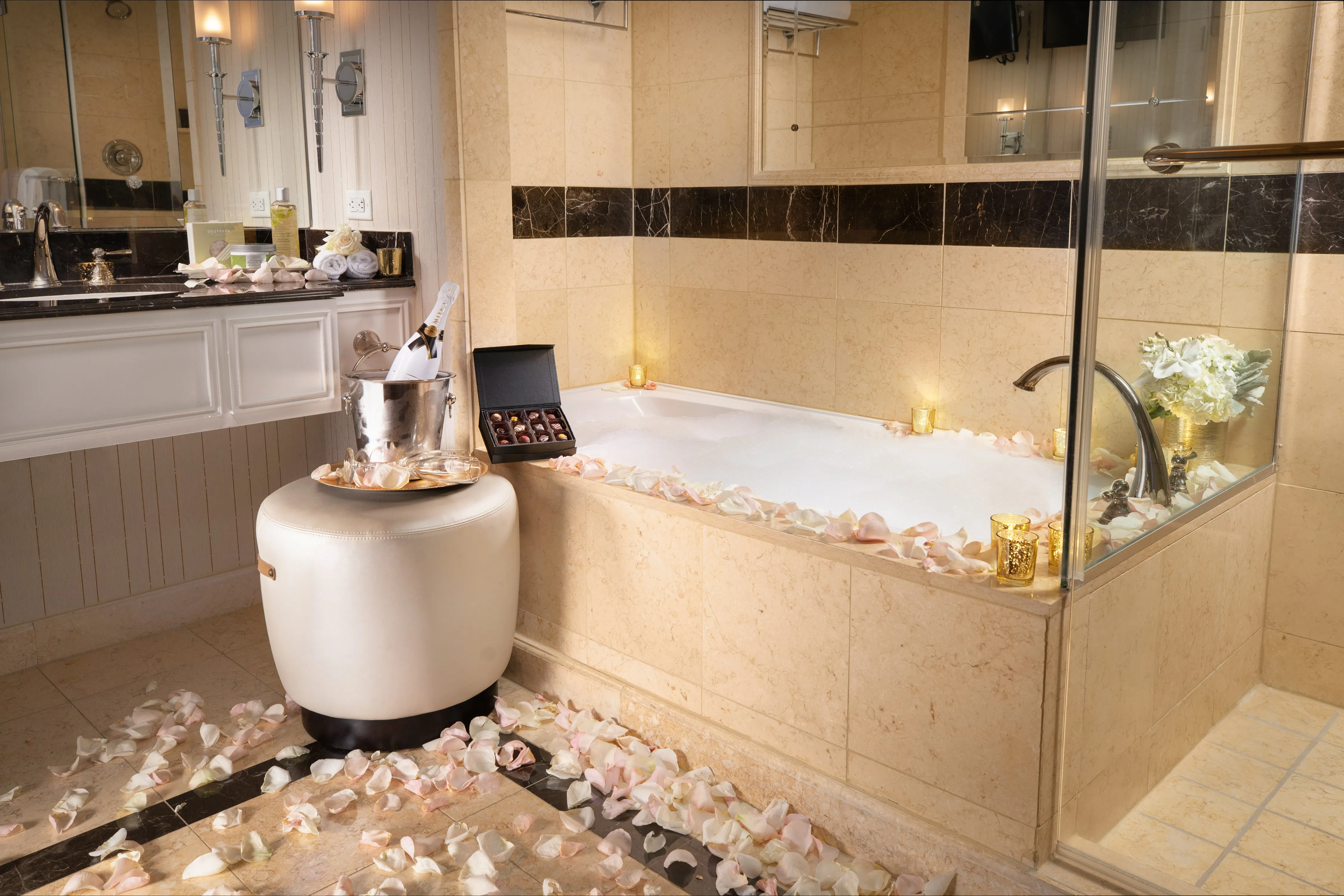 Venetian Luxury Bath Suite Experience