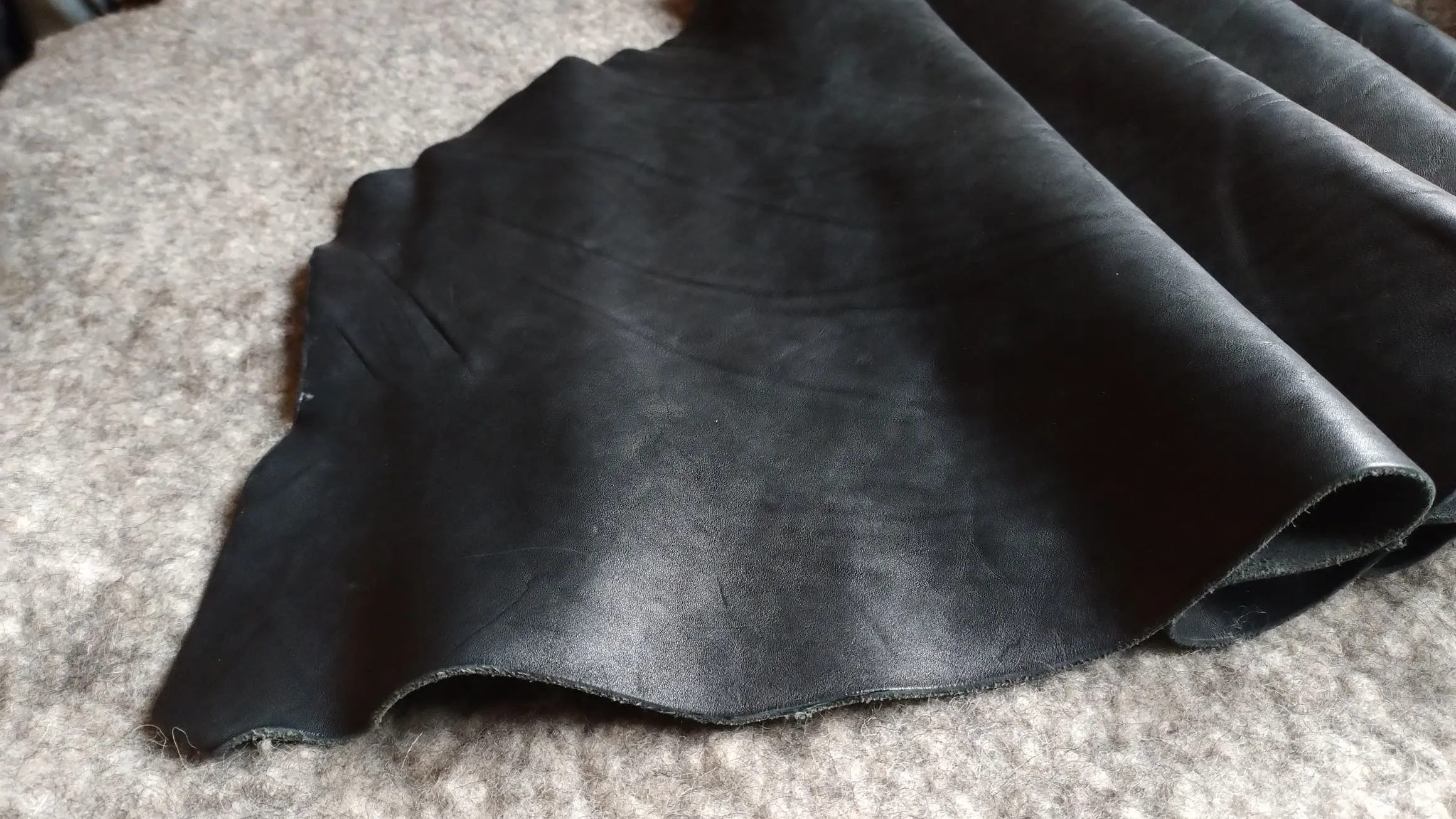 Very Soft Vegetable-Tanned Leather (Chemical-Free)