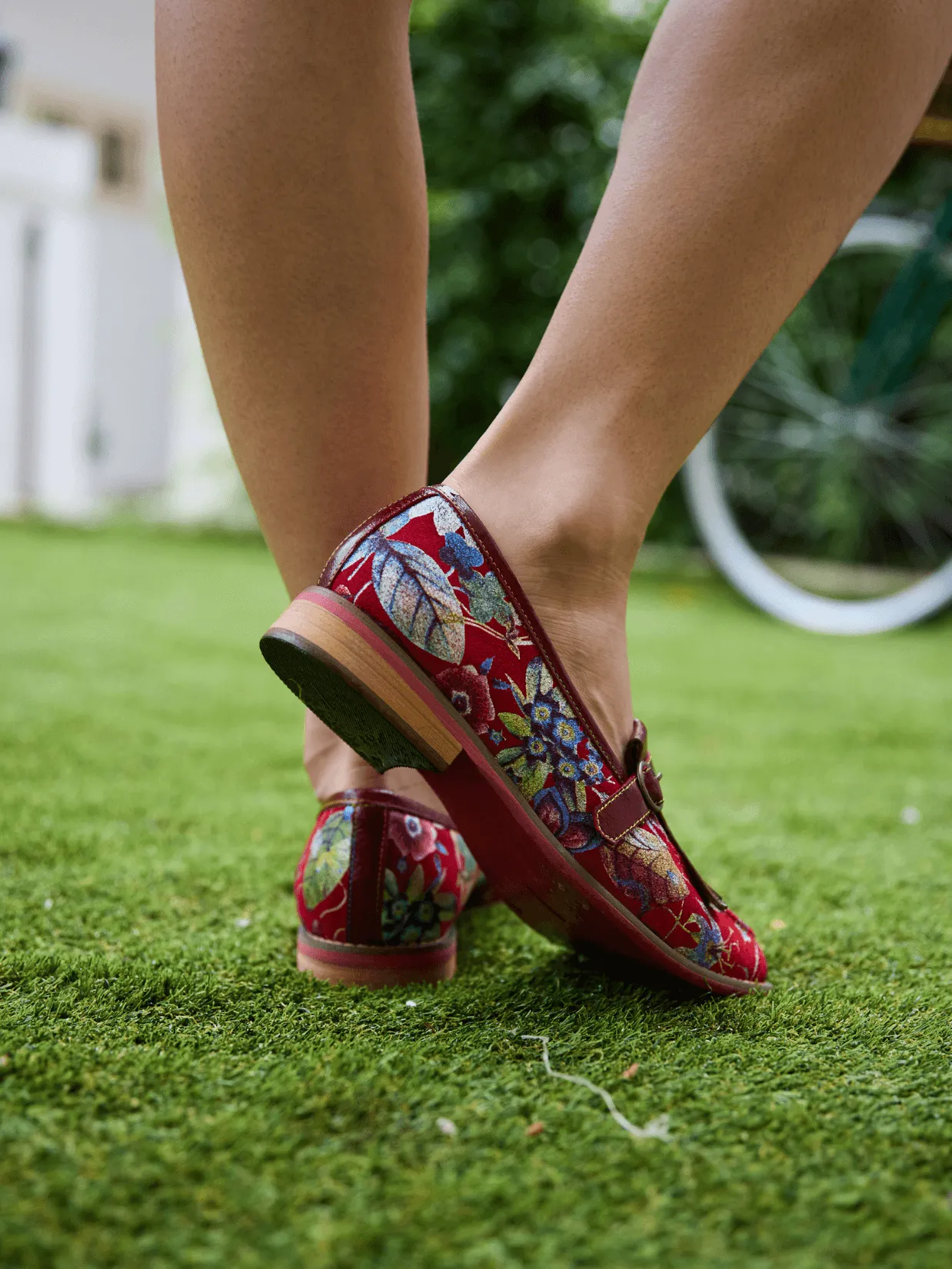 Vicconfy | Aurore Floral Print Suede Moccasin