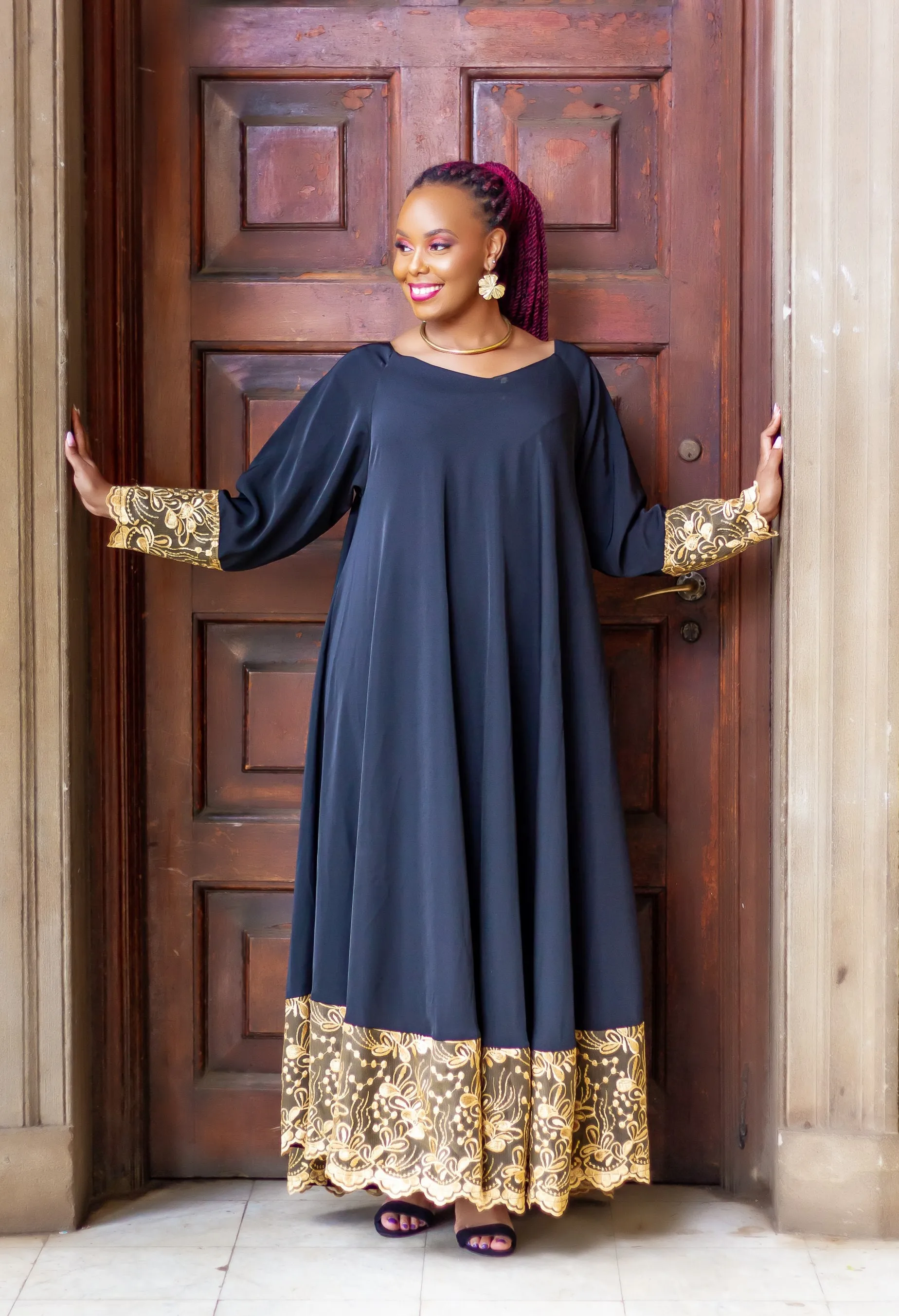 Waondo Arabic Dress Same Level- Black