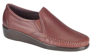 Women's Dream Slip On Loafer in Brown