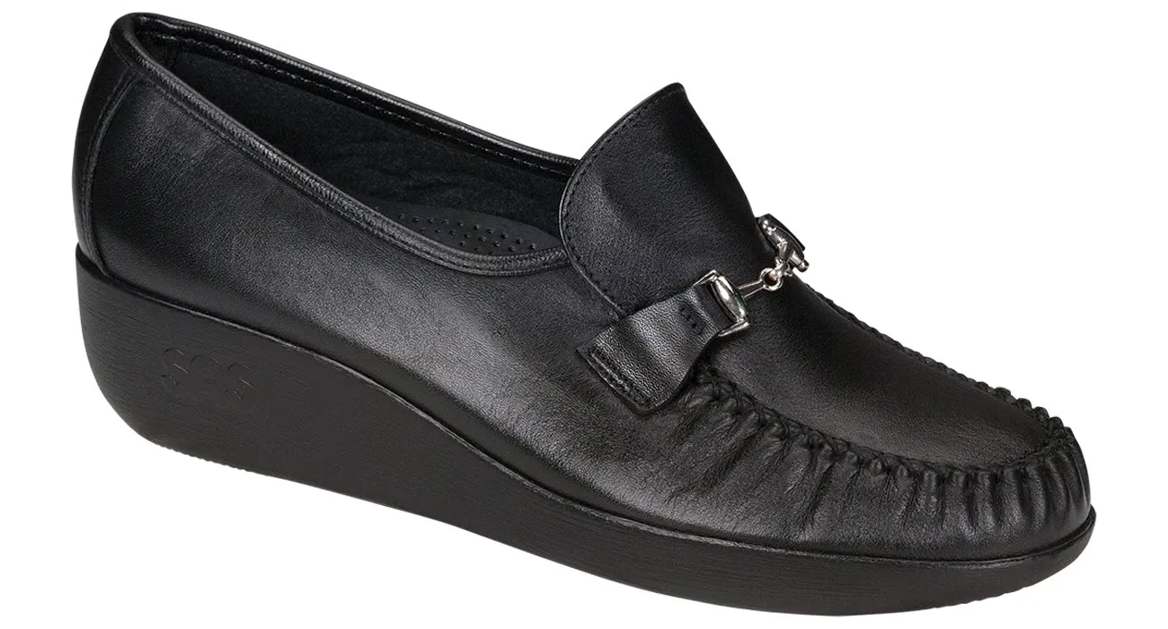 Women's Magical Slip On Loafer in Black