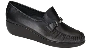 Women's Magical Slip On Loafer in Black