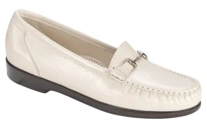 Women's Metro Slip On Loafer in Bone Patent