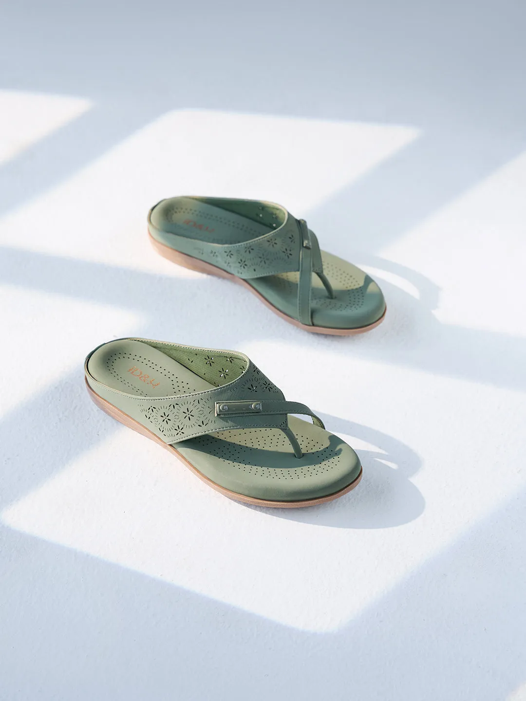 Women's Olive Thong Sandals (IU6009)