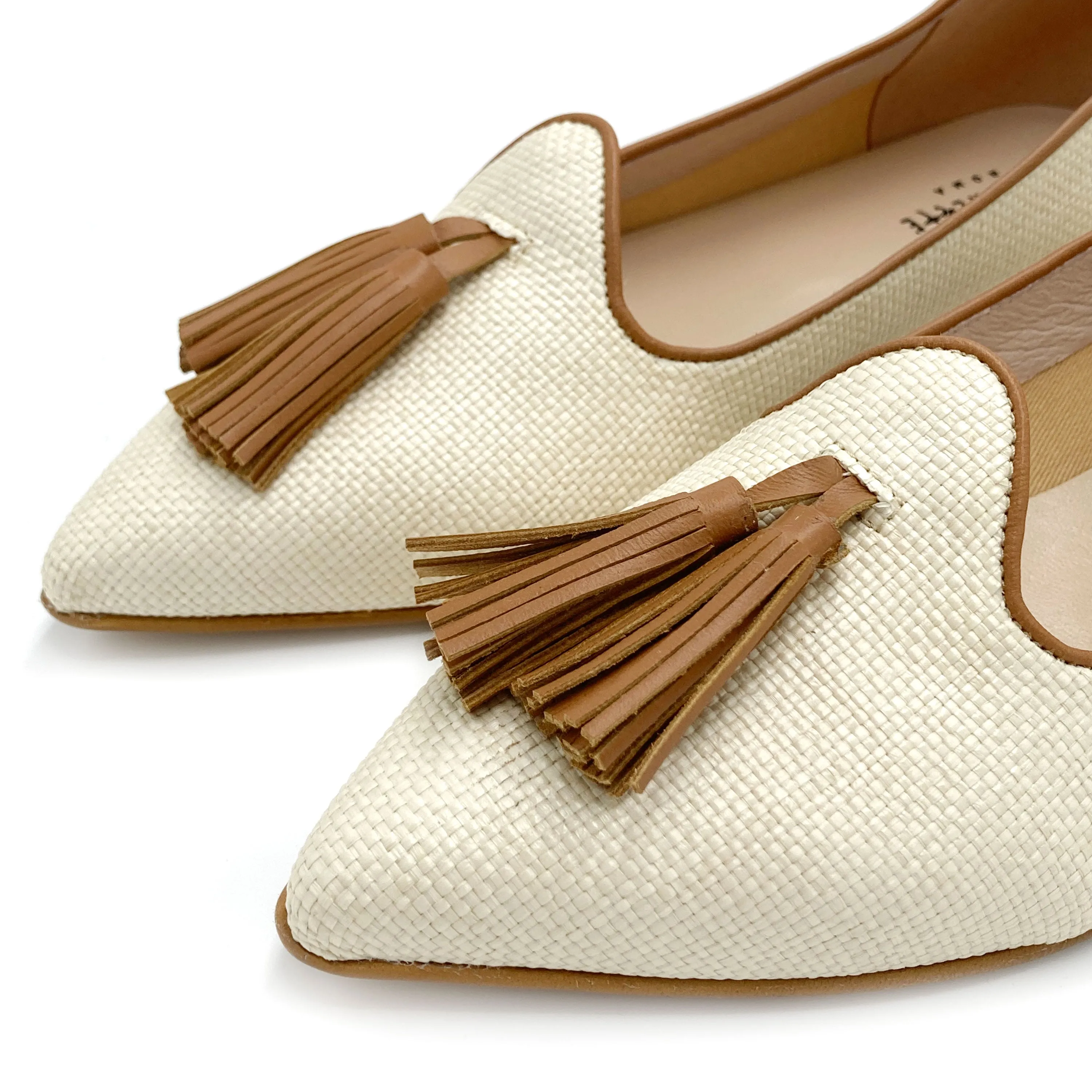 Women’s Summer Moccasins in Beige Raffia with Leather Tassels