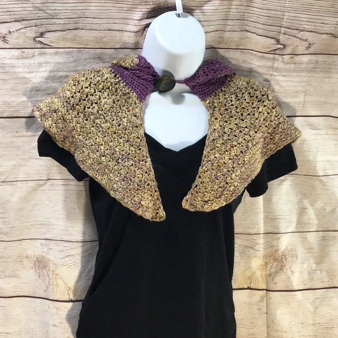 Woodland Capelet Hooded