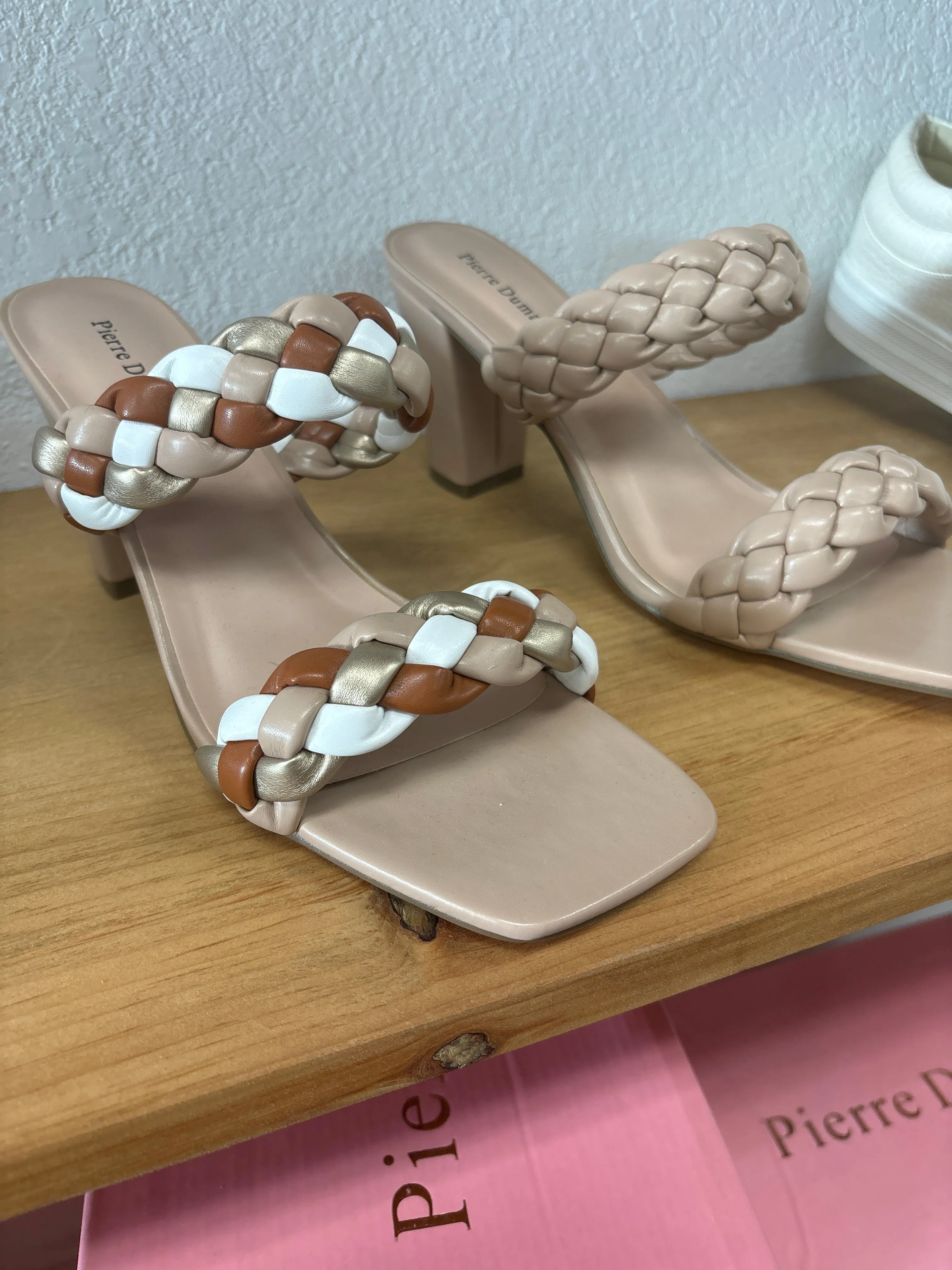 Woven Heel